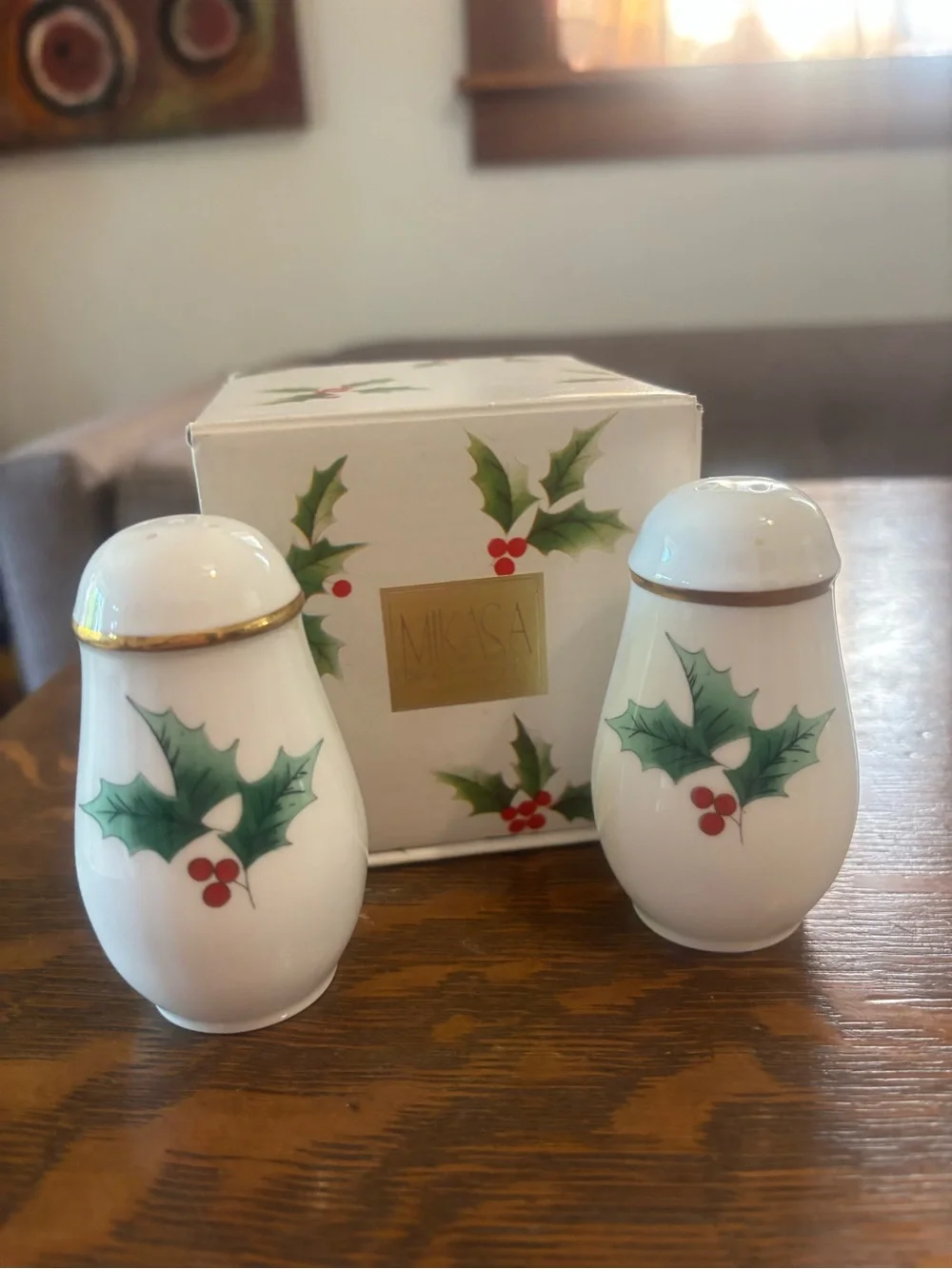 Mikasa White Porcelain Holly Salt and Pepper Shakers with Gold Trim